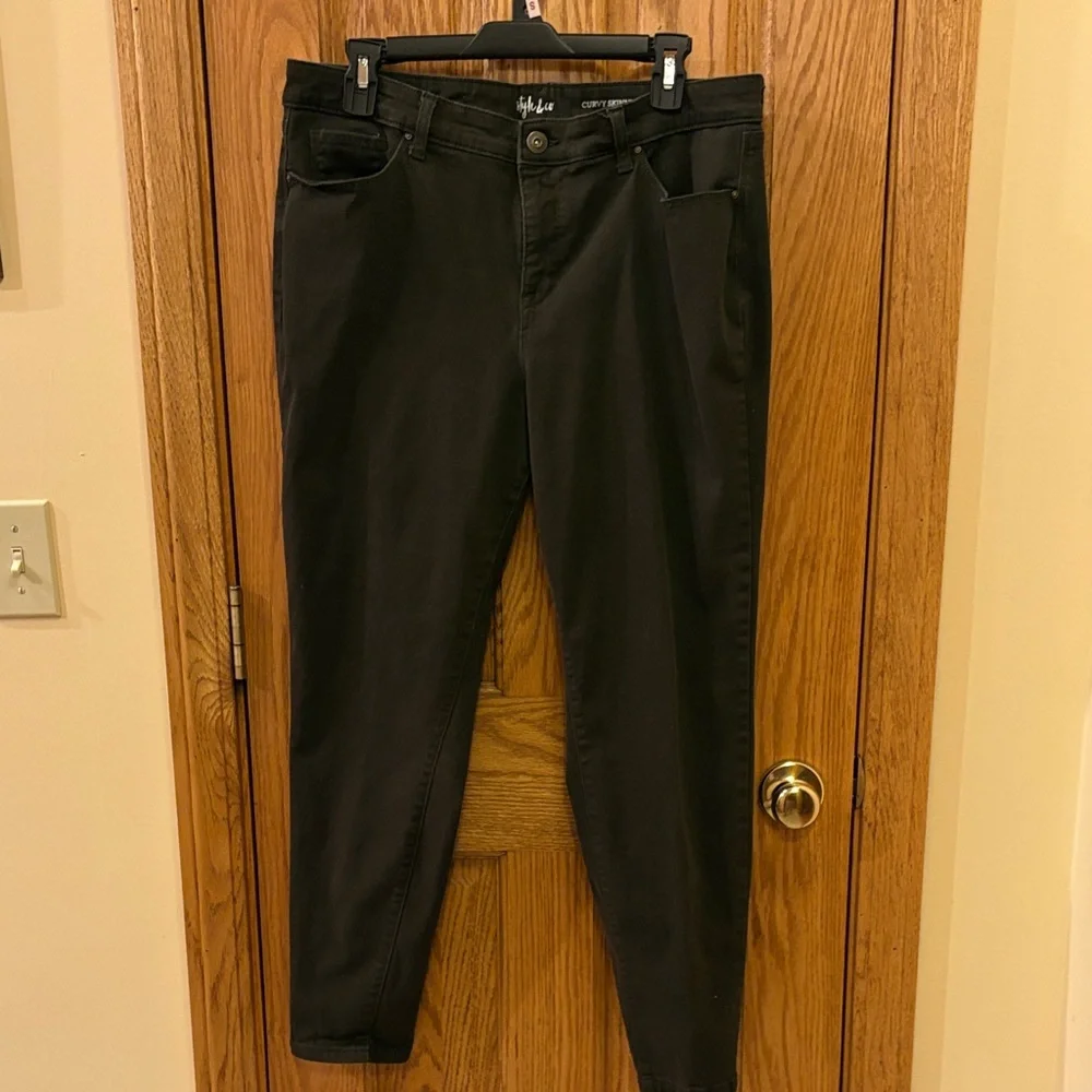 Style & Co. Dark Green Curvy Skinny Leg Jeans - Picture 1 of 8